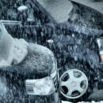 大雪でカーポートが倒壊、火災保険は使える？